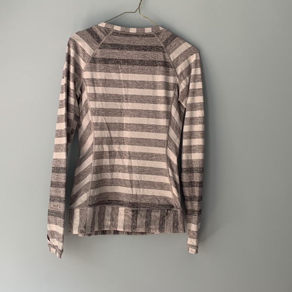 Lululemon long sleeve - Picture 2 of 3